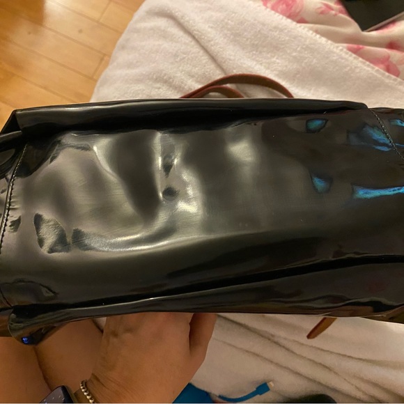 Dooney & Bourke Black Patent Leather Shoulder Handbag & Wallet EUC - Picture 4 of 14